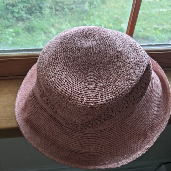 Beautiful Panama hat - Picture 3 of 8